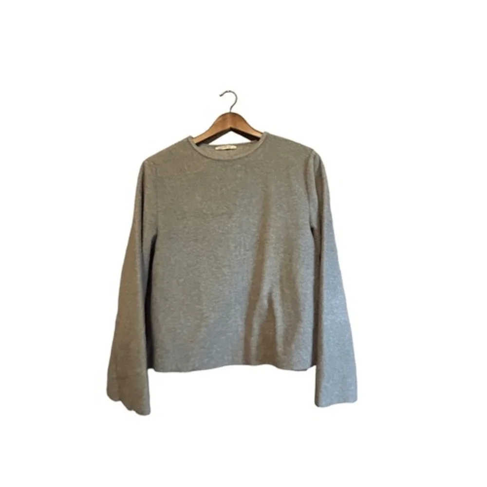 Zara Trafaluc Gray Long Sleeve‎ Flare Sleeve Top